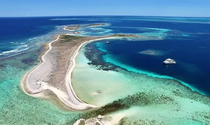 Abrolhos Islands 5 Day Cruise