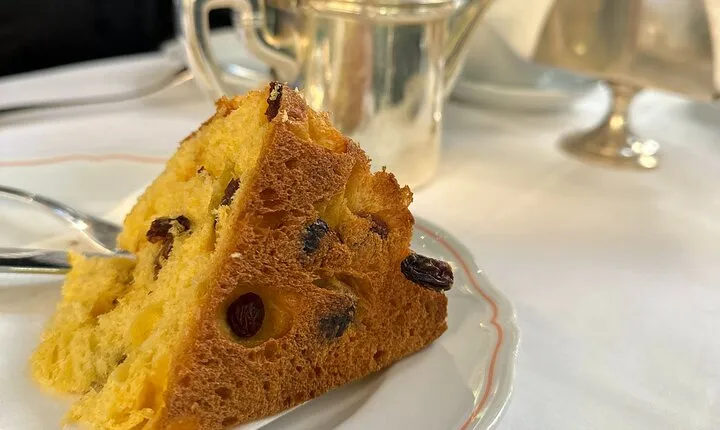Milan's Panettone Tour