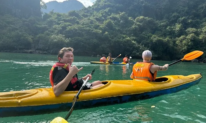 One Day Lan Ha Bay with Cat Ba Expedition Tour