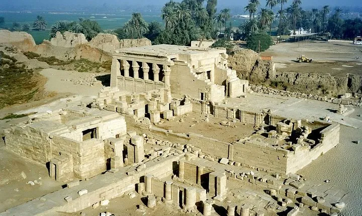 Full-Day Tour: Abydos and Dendera Temples from Luxor