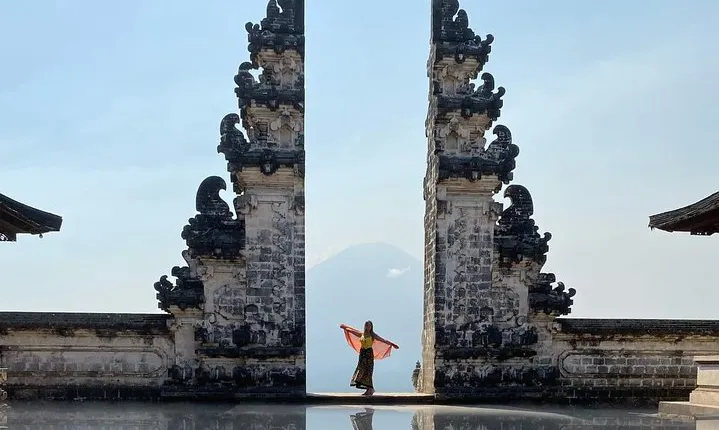 Lempuyang Gate Heaven - Tirta Gangga