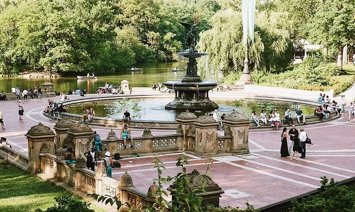 Central Park New York Guided Walking Tour Semi-Private 12ppl Max