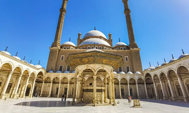 Private day tour visiting Coptic, Islamic Cairo, khan Elkhalili