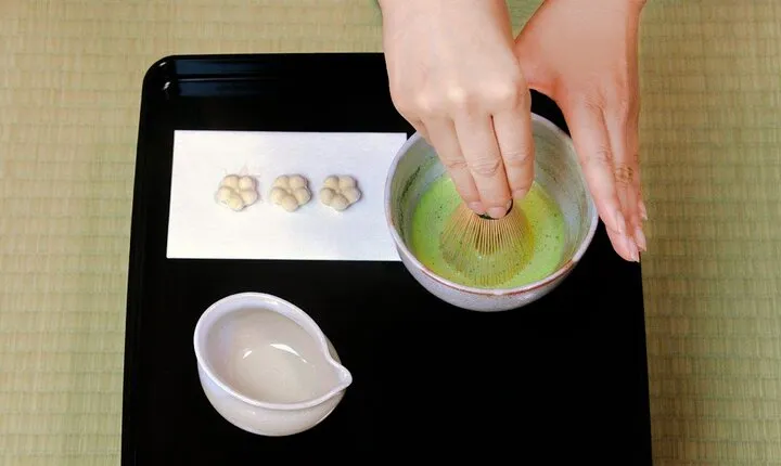  Tea Ceremony Experience (includes Matcha grinding demonstration)
