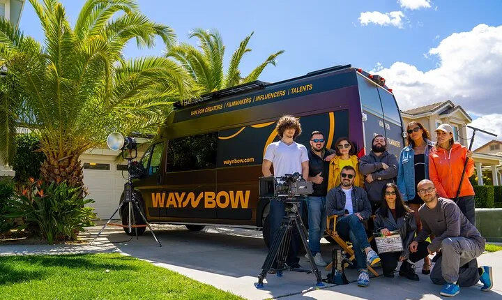 Luxury Waynbow Star Tour Experience through Los Angeles