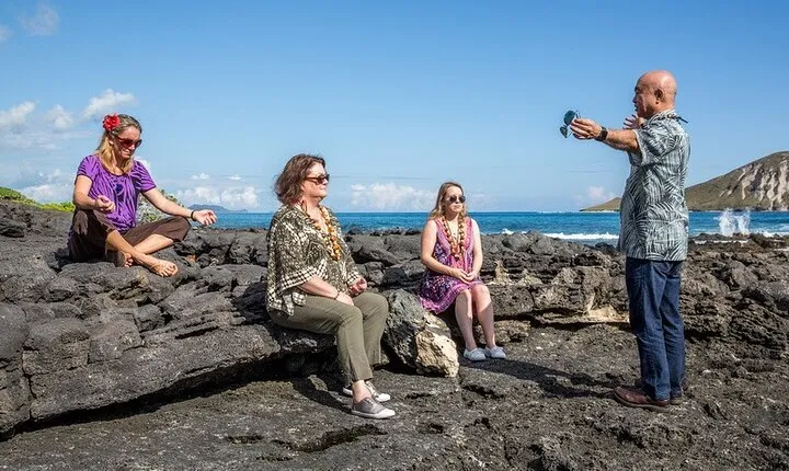 Private Customizable Grand Circle Island Tour of Oahu