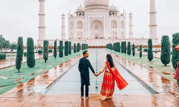 Taj Mahal & Agra Fort Tour with Home Cooked lunch at Locals Home