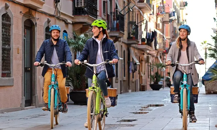 Barcelona E-Bike Tour: Montjuic Hill