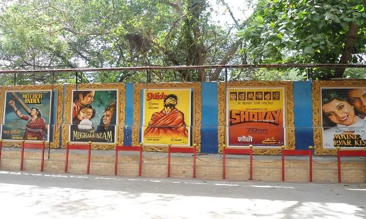 Mumbai Bollywood Tour