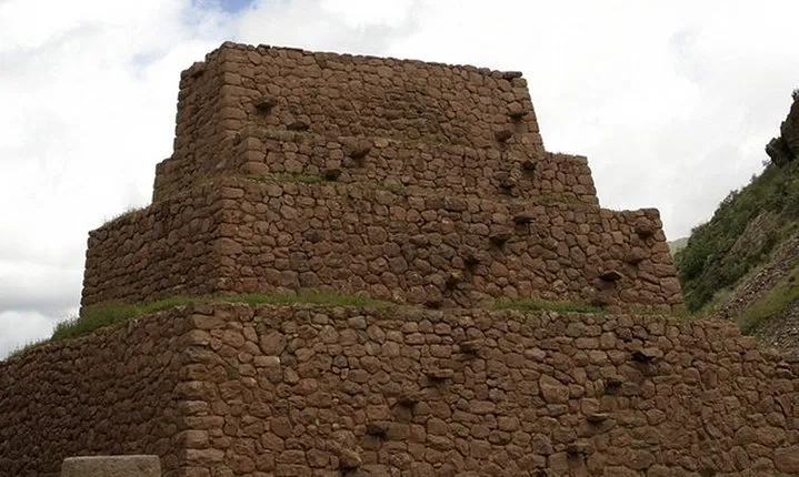 Tour South Valley Cusco Tipón, Andahuaylillas and Pikillacta