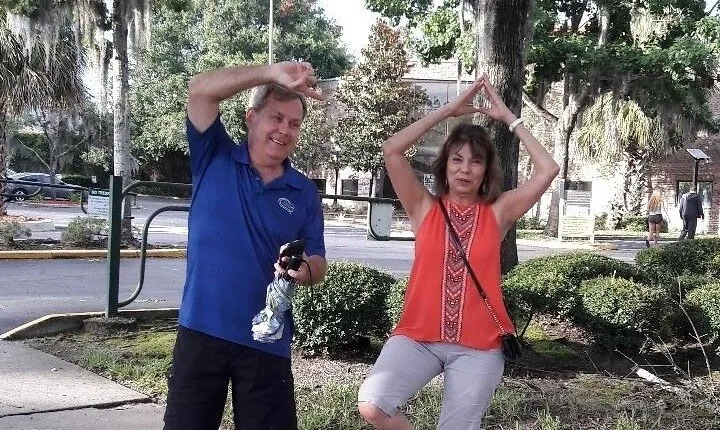 Fun City Scavenger Hunt in St. Petersburg by Wacky Walks