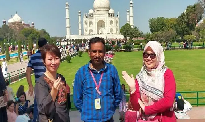 All Inclusive - Taj Mahal, Fort, Baby Taj Tour from Delhi by Car