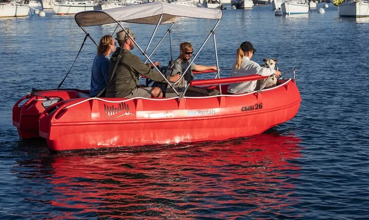 Electric boat Rentals in San Diego Bay. Family friendly boating