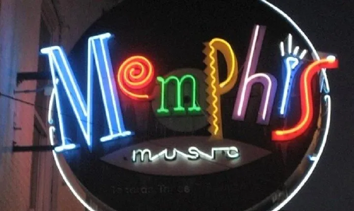 Nashville to Memphis Daytrip with Graceland VIP Tour and Sun Studio Admission