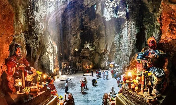 Magnificent Marble Mountain Tour