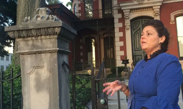 Walking Ghost Tour in Louisville