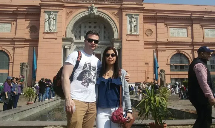 Egypt Short Break Day Tour: Pyramids, Sphinx and Egyptian Museum From Cairo Airport