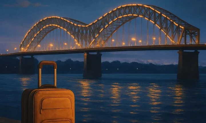 Explore Memphis: Luggage Pickup, Storage & Drop-off + Tour Access