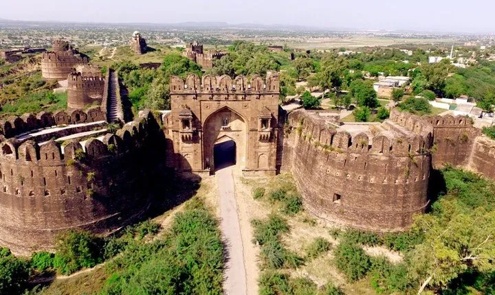 Rohtas Fort & Khewra Salt Mines 1 Day Guided Tour
