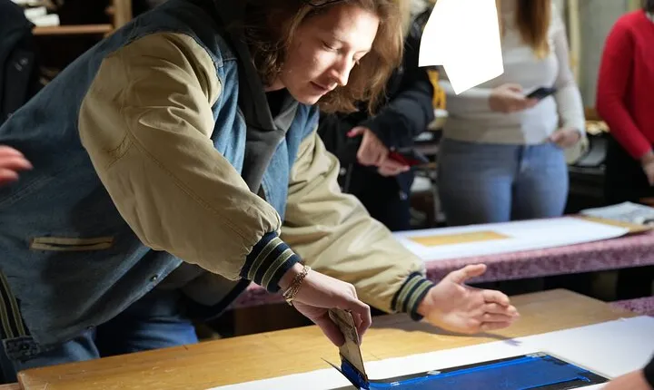 Samurai Experience in Tokyo: Sword Training and Edo Indigo Dyeing