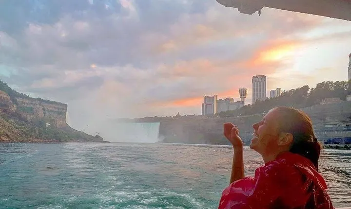 Toronto: Niagara Falls Tour, Boat, Journey Behind Falls & Tower