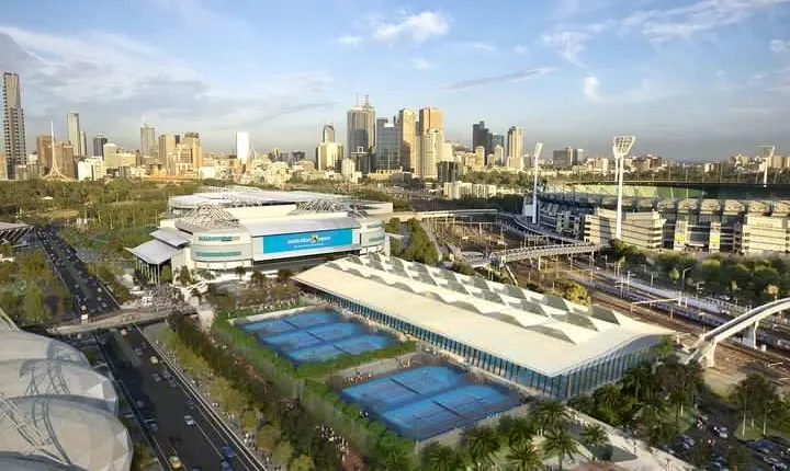 Full-Day Sports and Beer Tour of Melbourne with Lunch