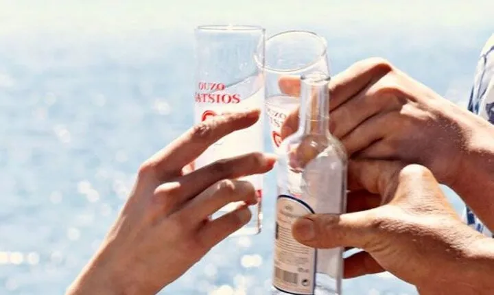Corfu Private Walking Tour with Food and Drinks