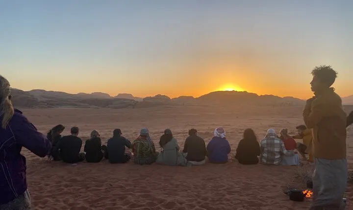 Explore Wadi Rum: Jeep Tour, Bed and Breakfast, and Dinner