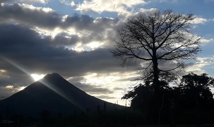 Arenal Volcano And La Fortuna Waterfall Tour