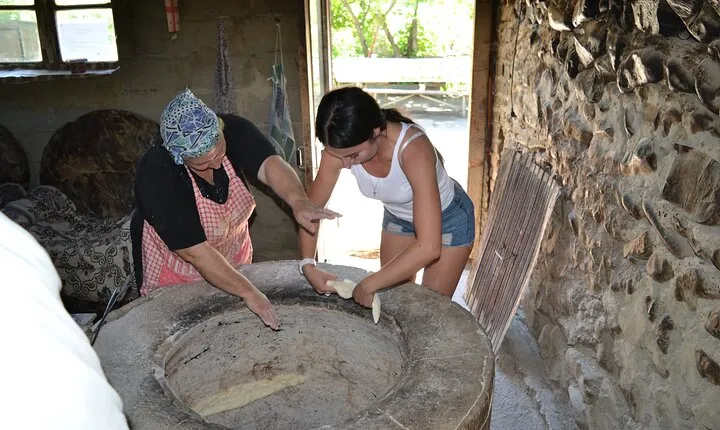 Kakheti: Bodbe, Sighnaghi, Telavi Wine Tour from Tbilisi