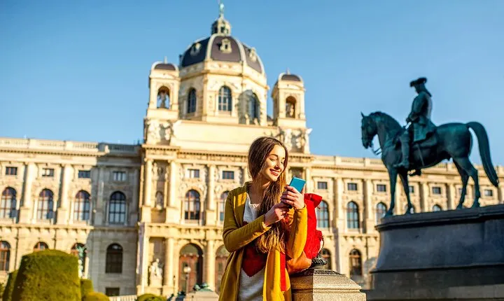 3-Hour Vienna Sightseeing Tour with Wine Tasting Itinerary