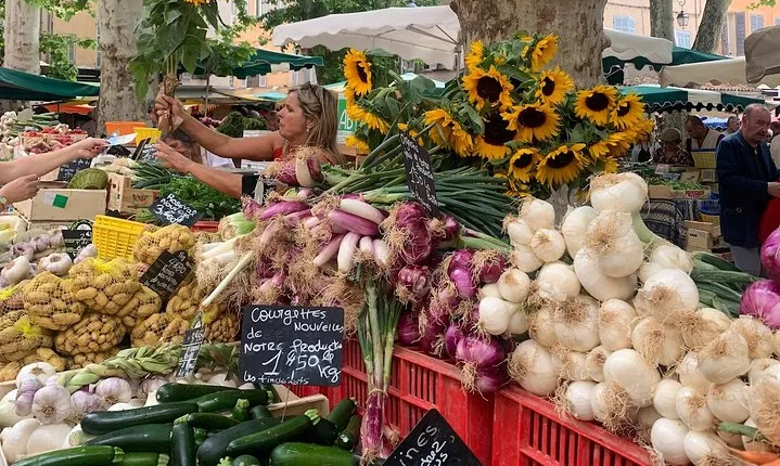 Gourmet & Cultural Tour Aix En Provence English / Espanol
