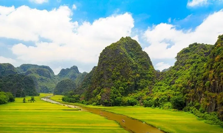 Ninh Binh One Day Tour To Visit Hoa Lu, Tam Coc, Mua Cave