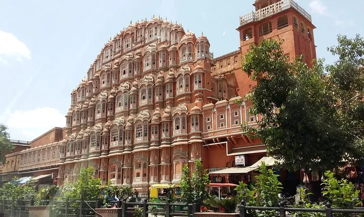 Golden Triangle Tour 4 Days included Accommodation