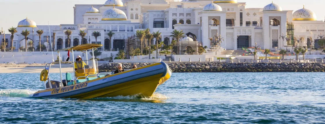 Abu Dhabi 60 minutes Corniche tour