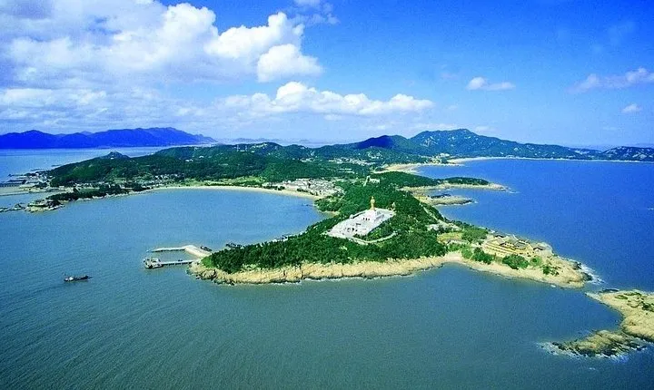 2-Day Putuo Mountain Private Guided Tour from Shanghai