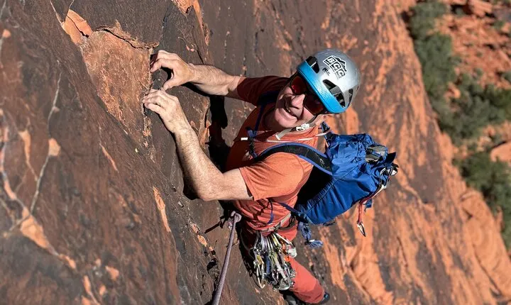 Red Rock Ultimate Summit Mission -Epic Multi-Pitch Rock Climbing
