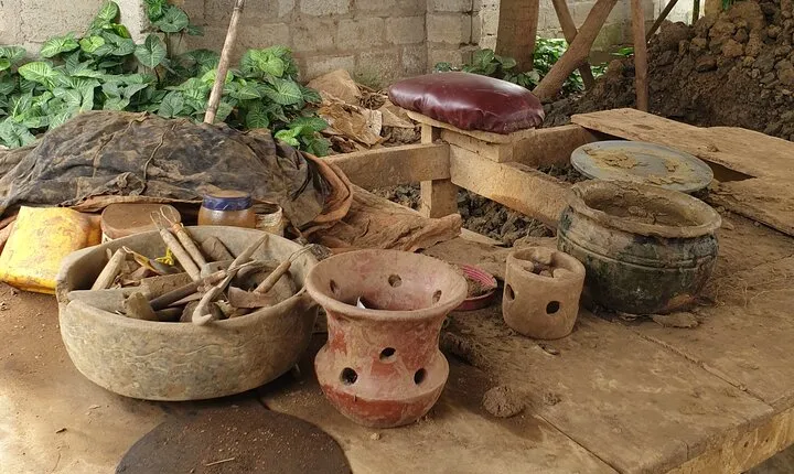 Traditional Pottery Making Class in Arusha