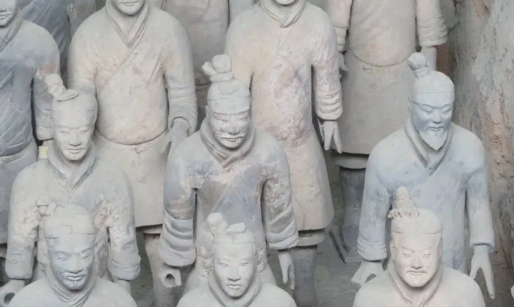 Wu Zetian's Qianling Mausoleum & Museum Guide and Car Service