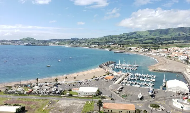 Terceira Island Private Full-Day Slow Tour with Lunch and Pickup