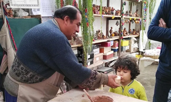 Private Local Artisans and Pachacamac Tour