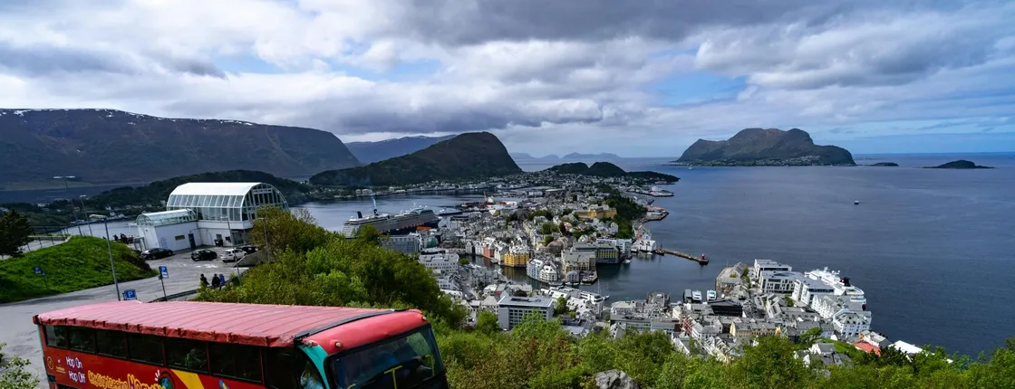 City Sightseeing hop-on hop-off bus tour of Ålesund