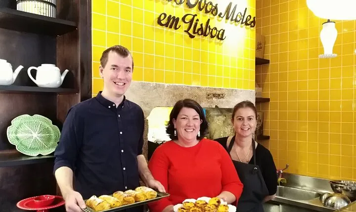 Pastel de Nata Cooking Class in a Lisbon Pastry Shop