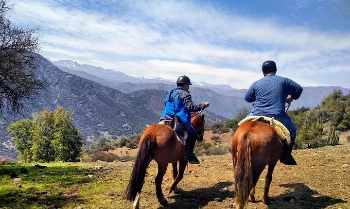 Authentic horseback ride with Chilean Cowboys in the Andes close to Santiago!