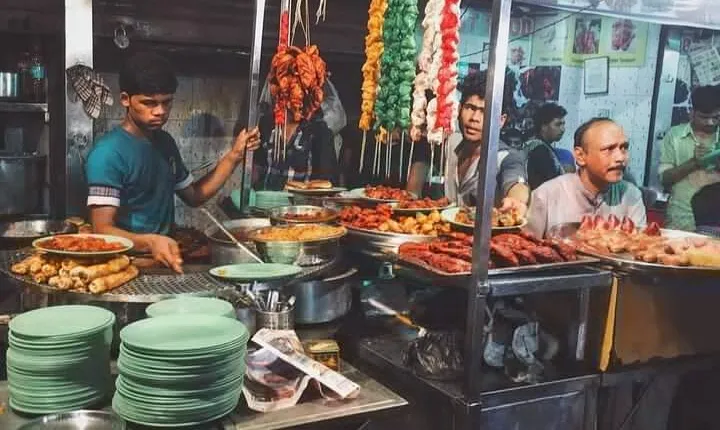 Private Street Food Tour with Mumbai Sightseeing Tour including AC vehicles