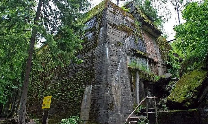 Wolfs Lair - Hitlers hideout