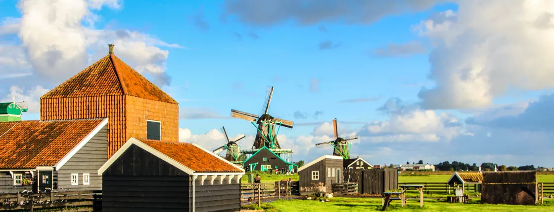 Tour to Zaanse Schans, Edam, Volendam and Marken