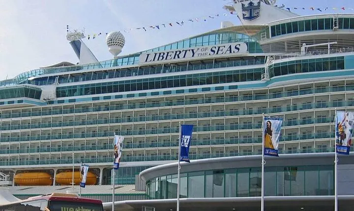 London To Southampton Port Private Transfers