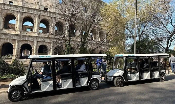Semi Private Golf Cart Tour of Romes Iconic Landmarks