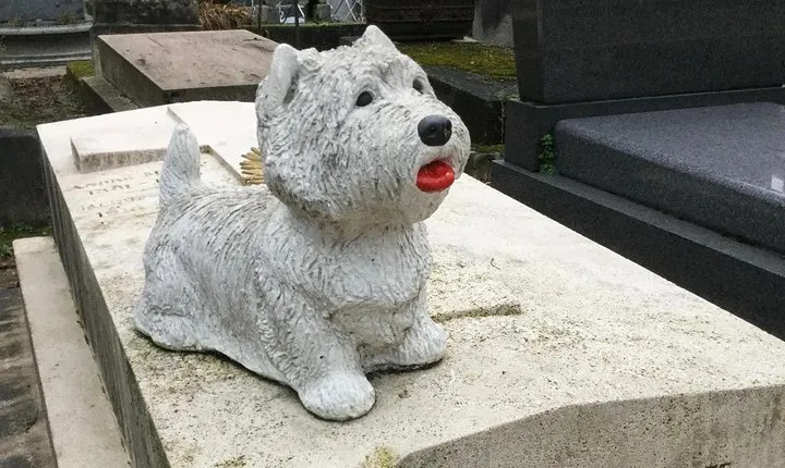 One Hour Père Lachaise Cemetery: A Self-guided Audio Tour